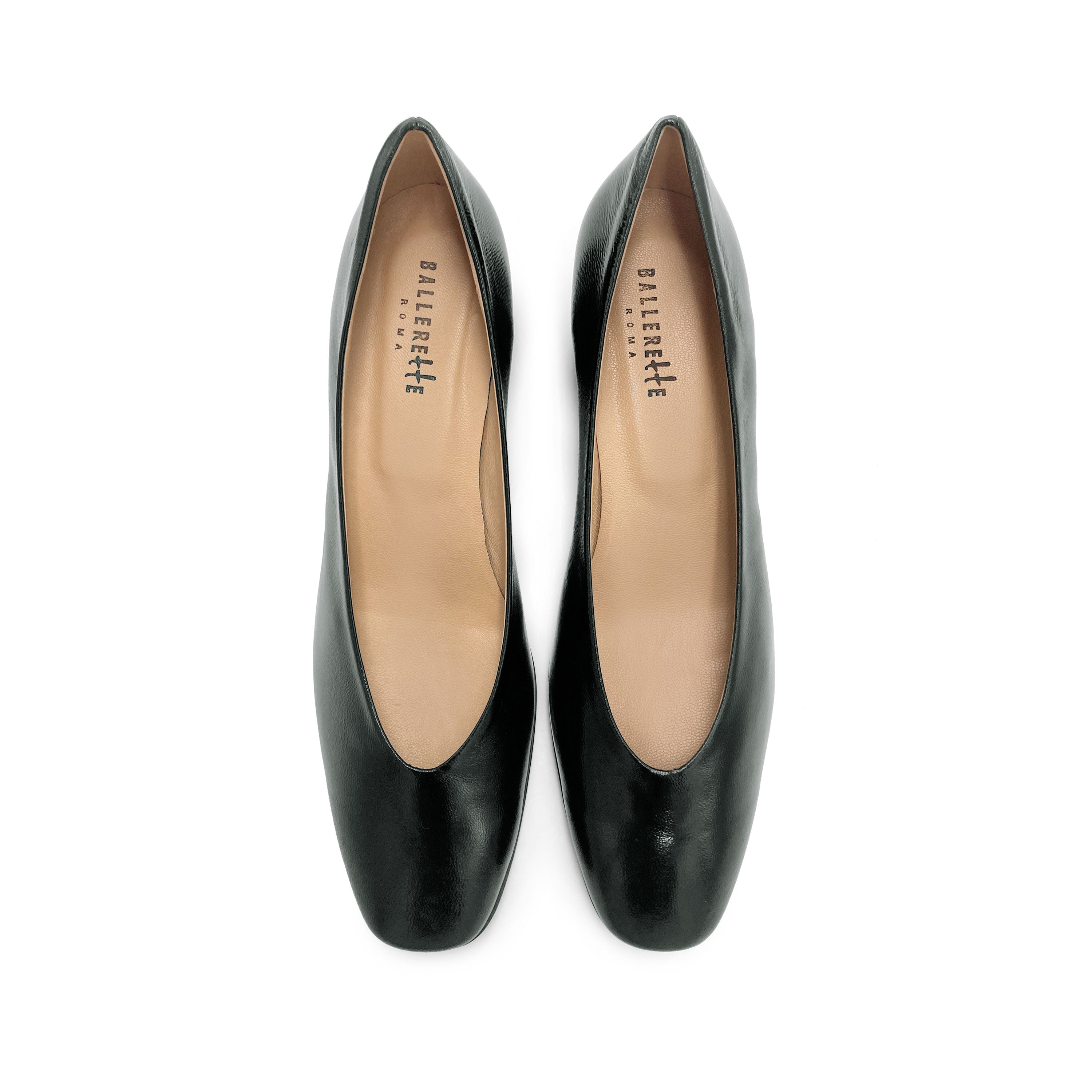 Schwarze Lackleder-Ballerinas mit quadratischer Spitze und bequemem hohem Absatz