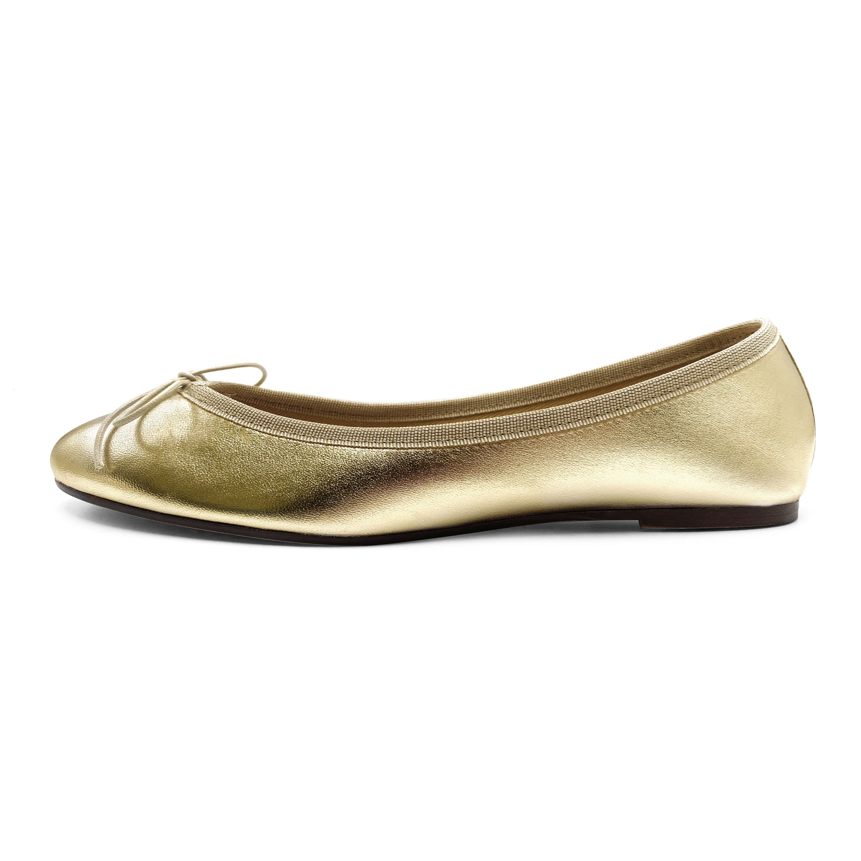 Ballerines dorées en cuir laminé