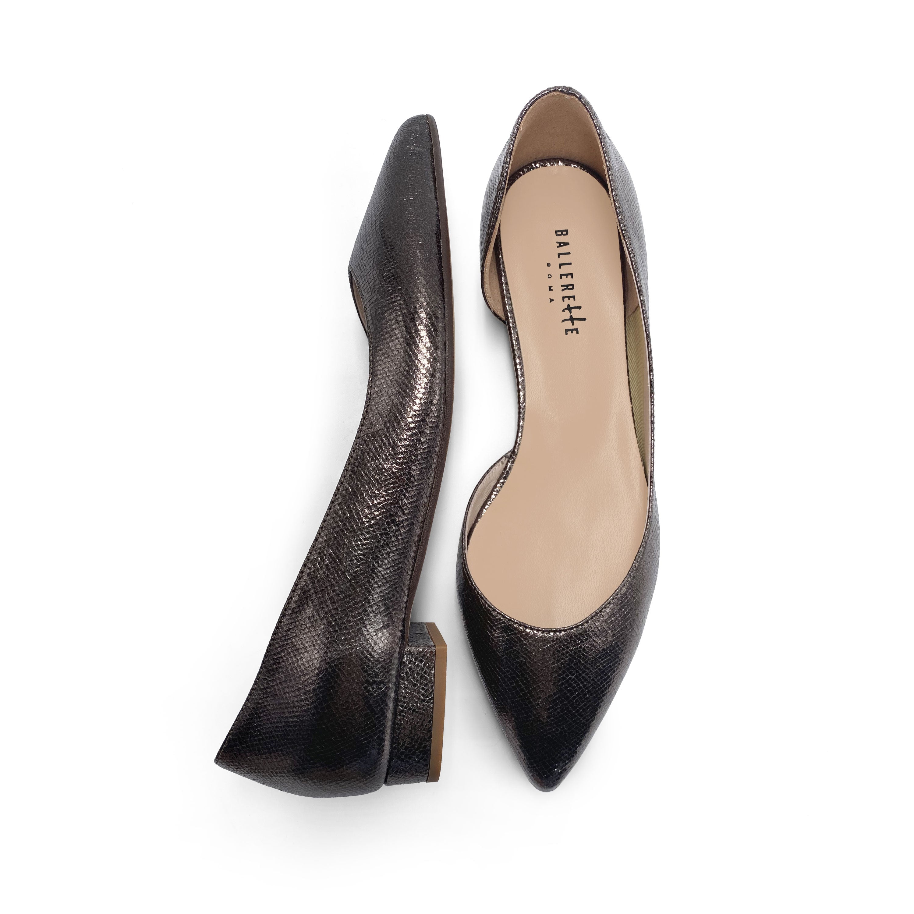 Ballerines à bout ouvert laminées en acier