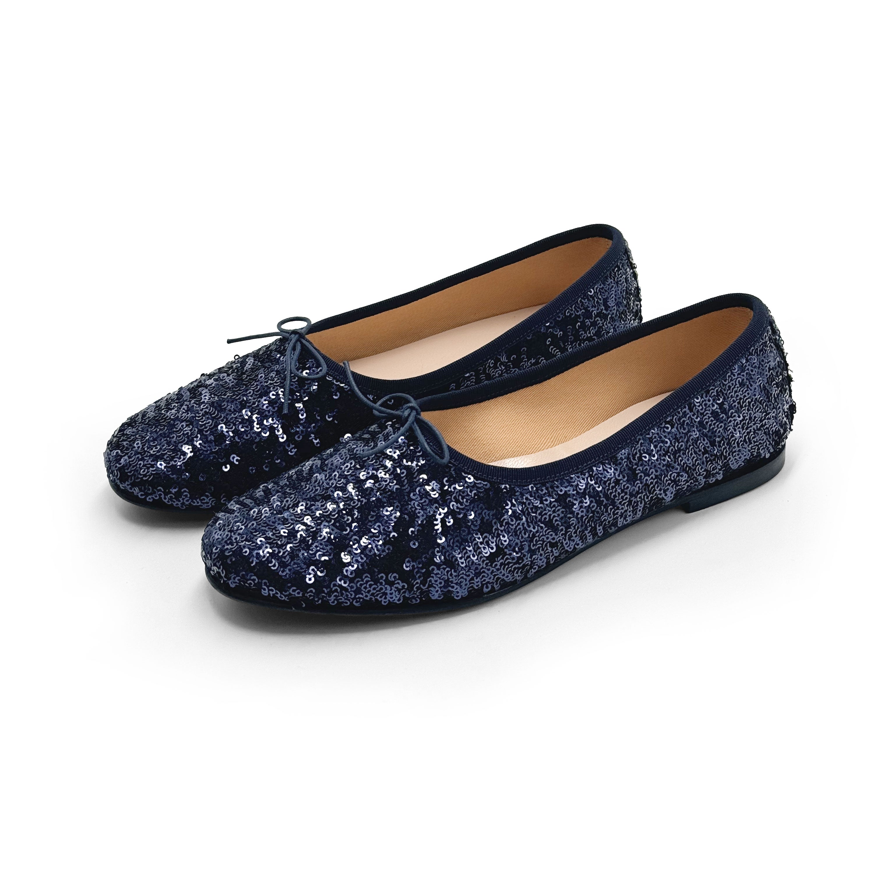 Ballerinas mit hohem Ausschnitt und blauen Pailletten