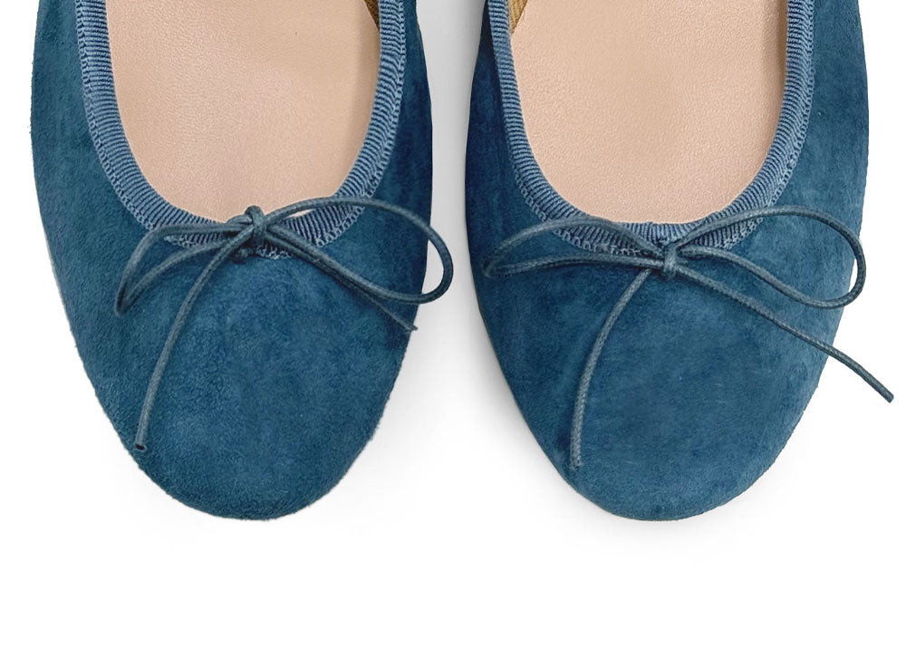 Ballerines en daim céruléen à talon