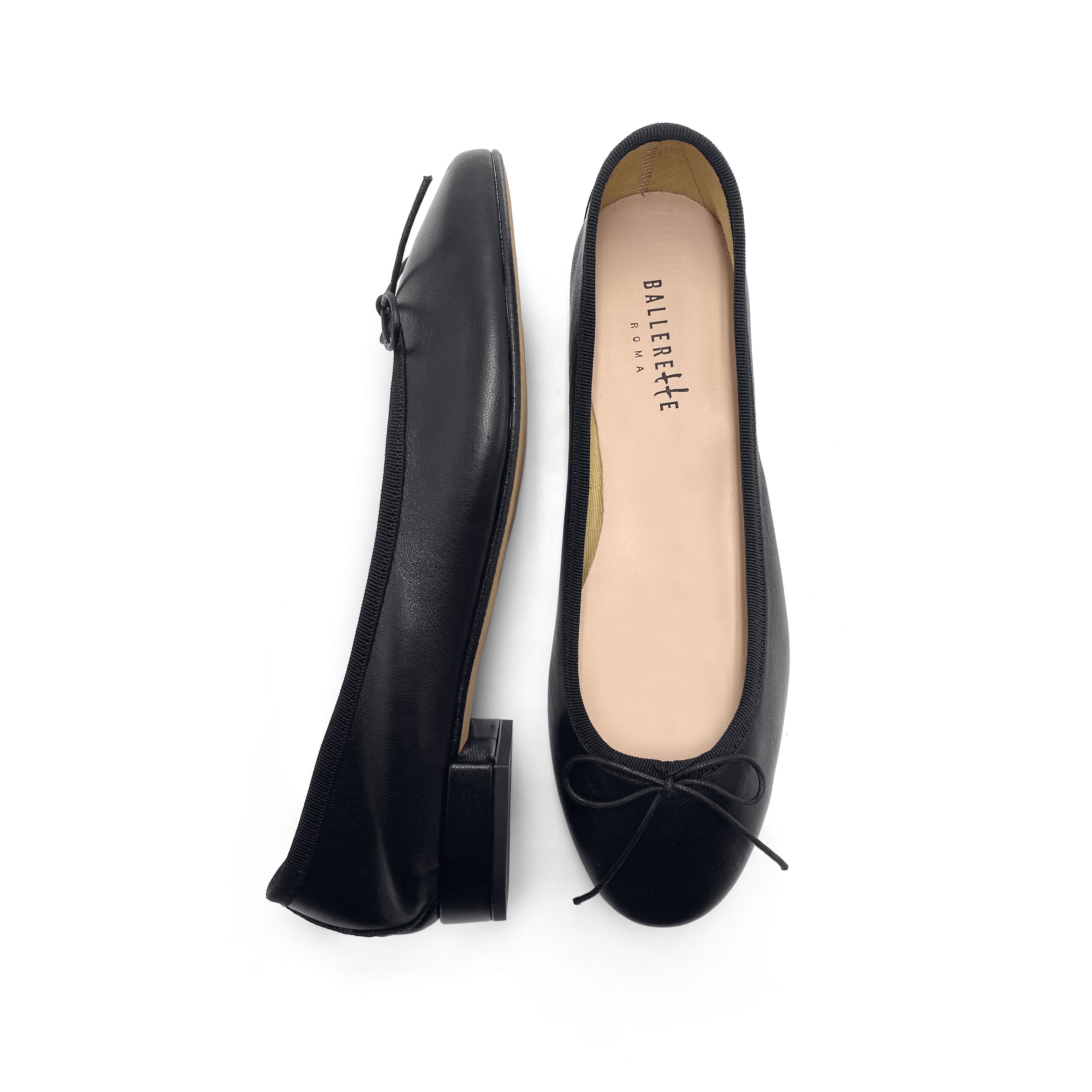 Black leather ballerinas with heel