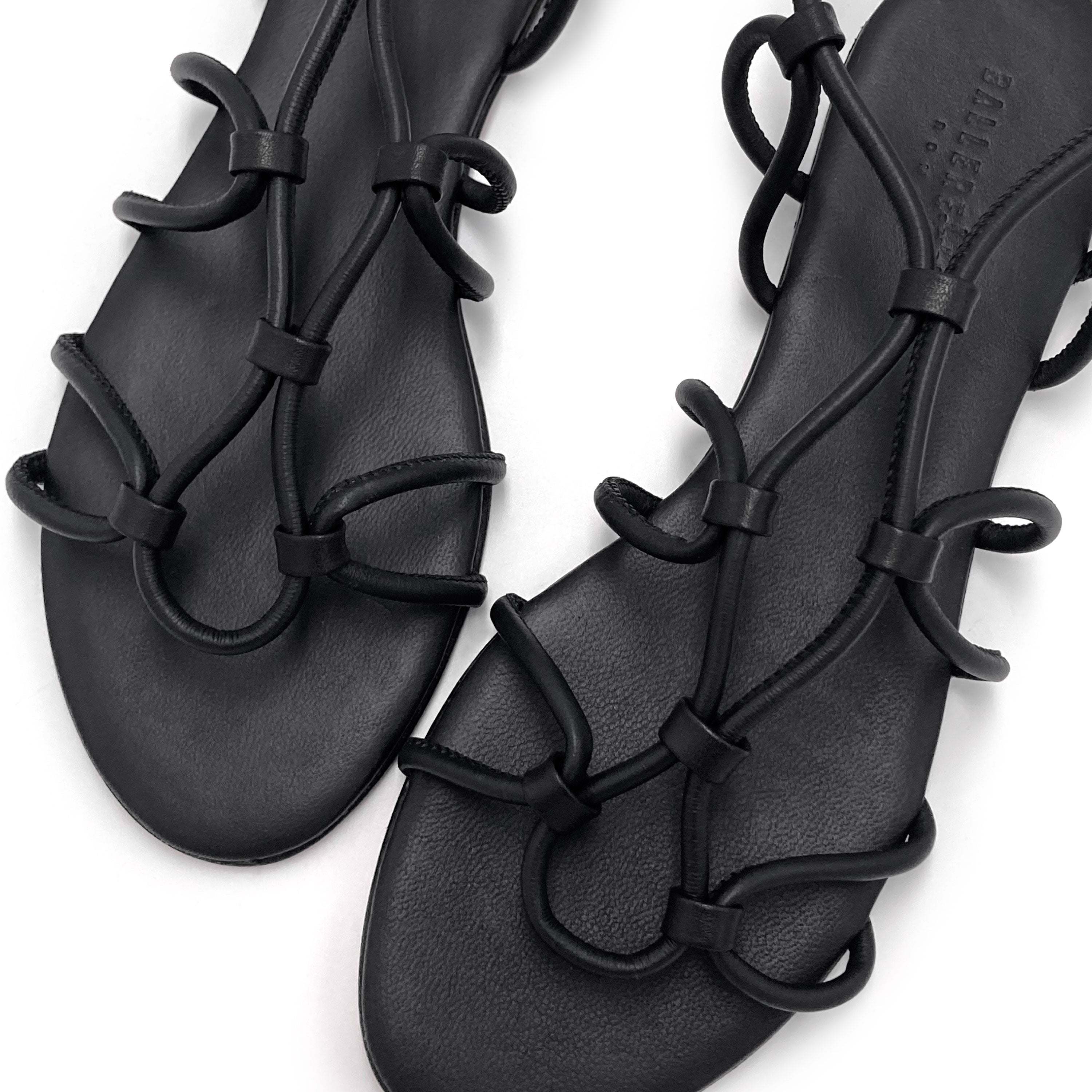 Römersandalen aus schwarem Leder