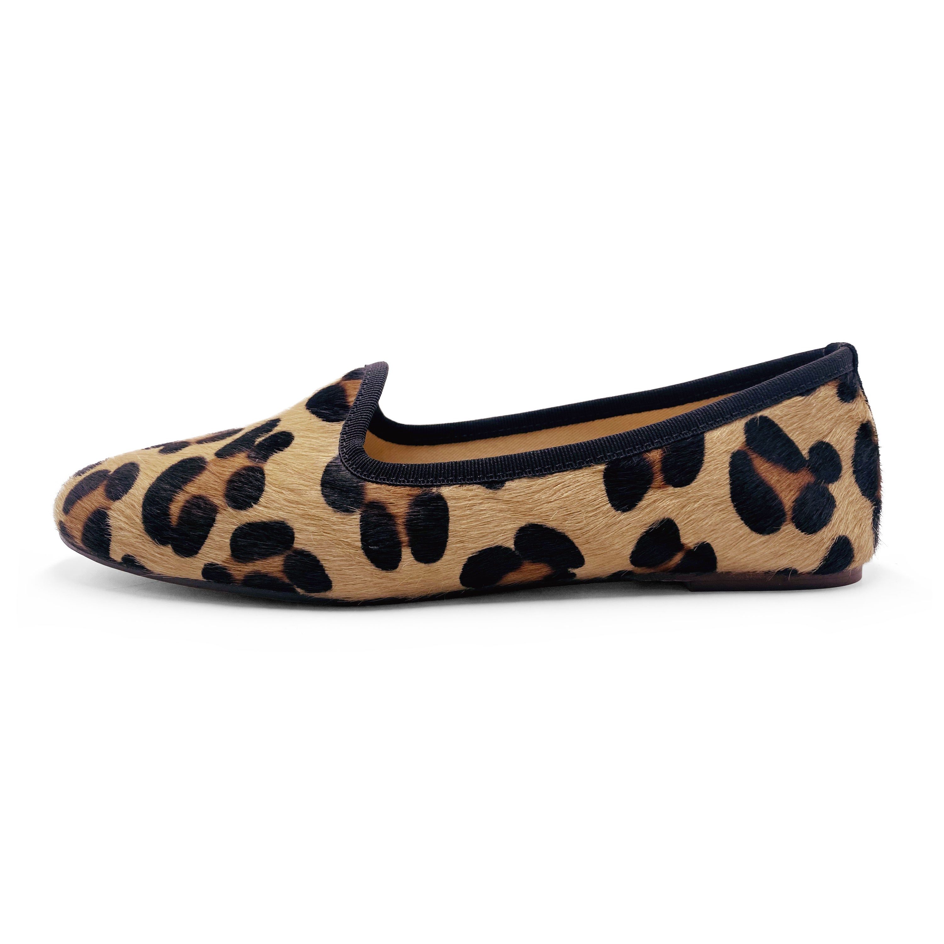 Spotted calf hair women loafers