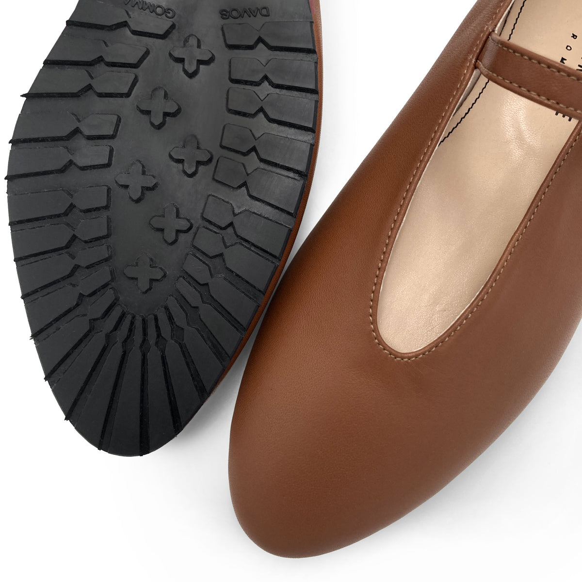 Ballerines en cuir marron avec col V et bride