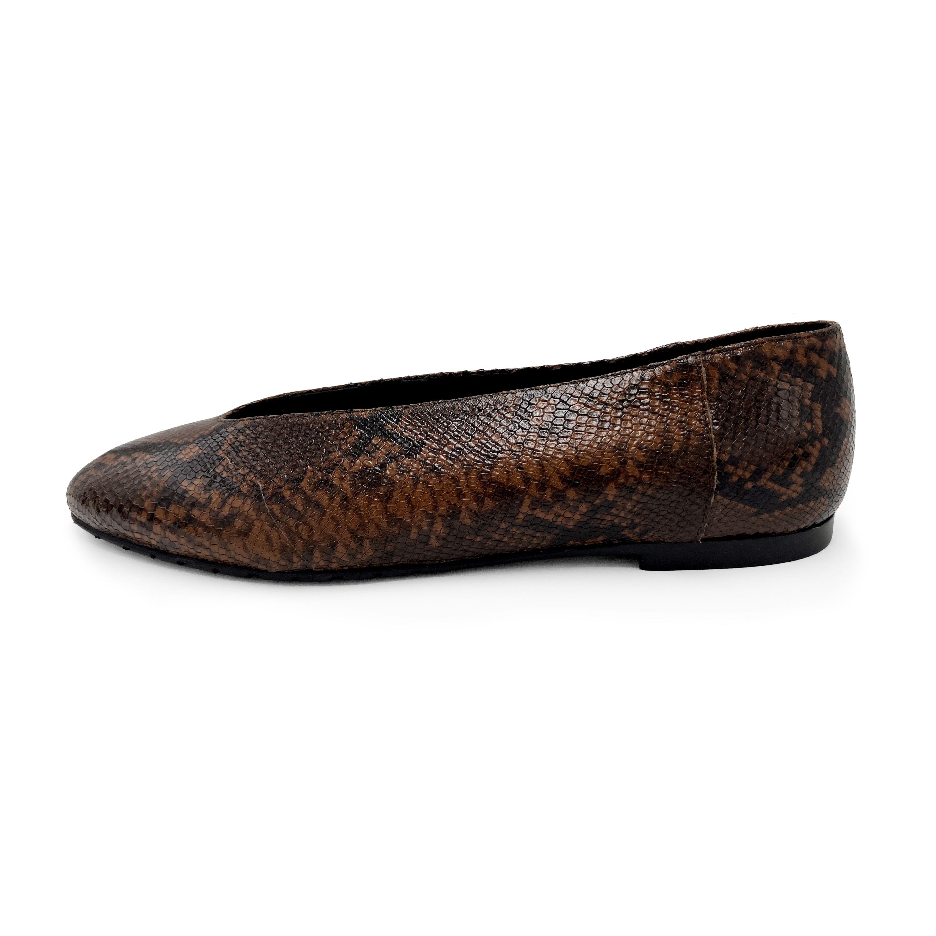 Ballerines en cuir imprimé animalier marron à col montant