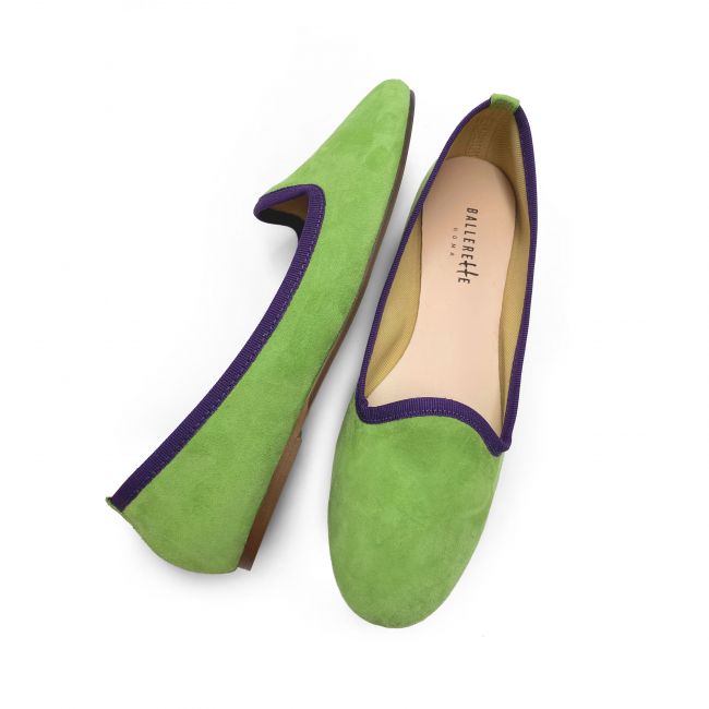 Women's slippers in apple green suede