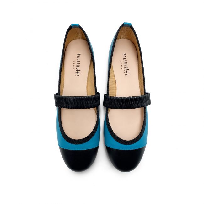 Two-tone ballet flats in turquoise leather and black tip